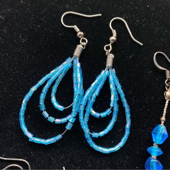 Stunning Turquoise Blue Earrings Set of 5 pc lot Lampwork bead silver tone - Picture 3 of 8